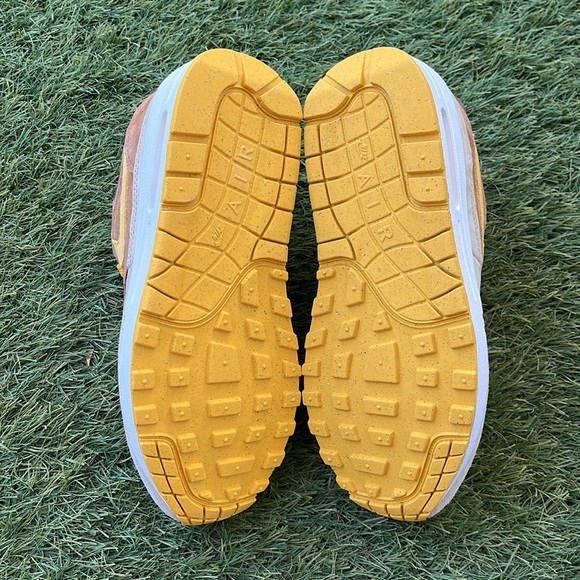 Nike Air Max 1 PRM - Picture 5 of 5
